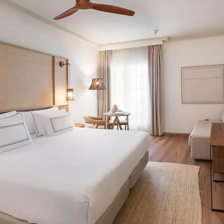 Meliá Hotel 4*
